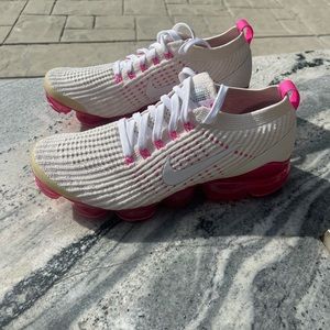 Nike VaporMax size 9 women in a great condition